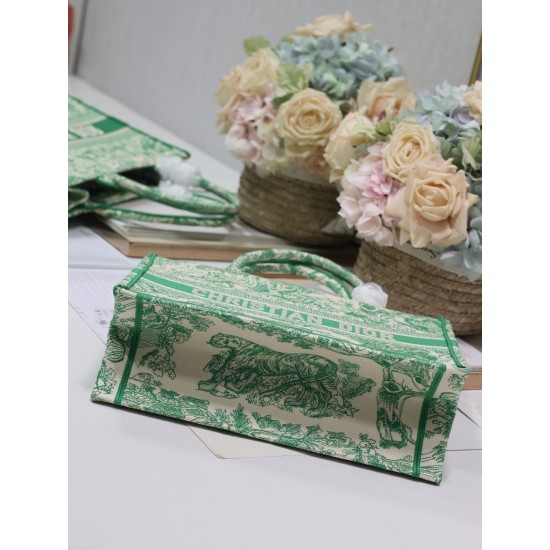 Tote book Tote book