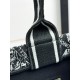Tote book