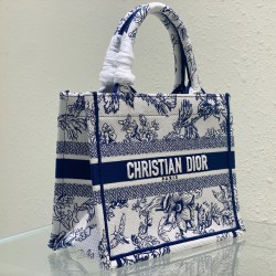 Tote book