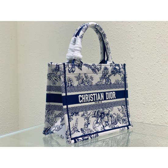Tote book