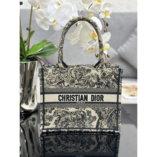 Tote book
