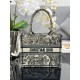 Tote book