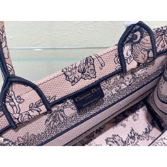 Tote book