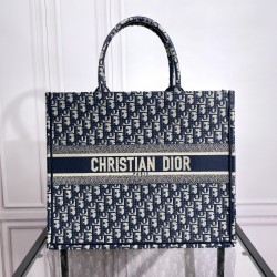 Tote book