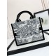 Tote book