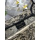 Tote book