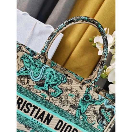 Tote book