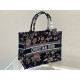 Tote book