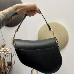 Saddle