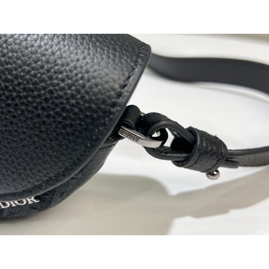 Saddle