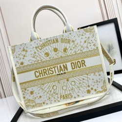 Tote book