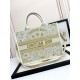 Tote book