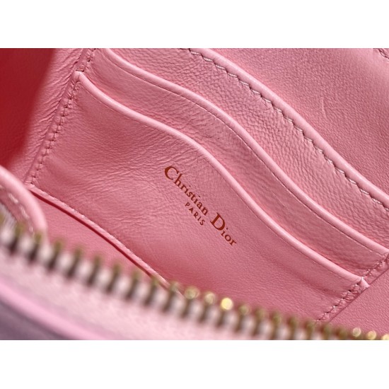 Saddle
