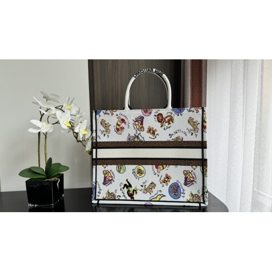 Tote book
