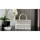 Tote book