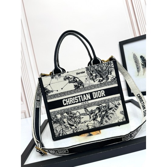 Tote book