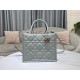 Tote book