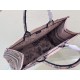 Tote book