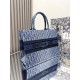 Tote book