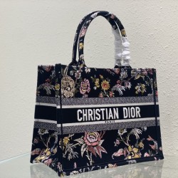 Tote book