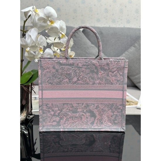 Tote book