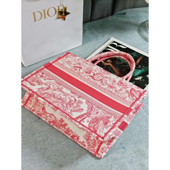 Tote book