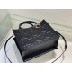 Tote book