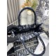 Tote book Tote book