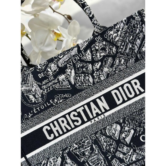 Tote book