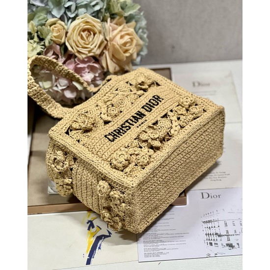 Tote book