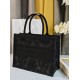 Tote book
