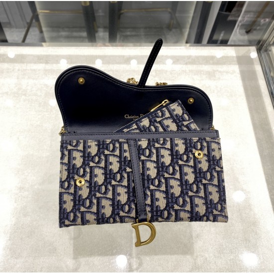 Saddle