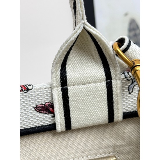 Tote book