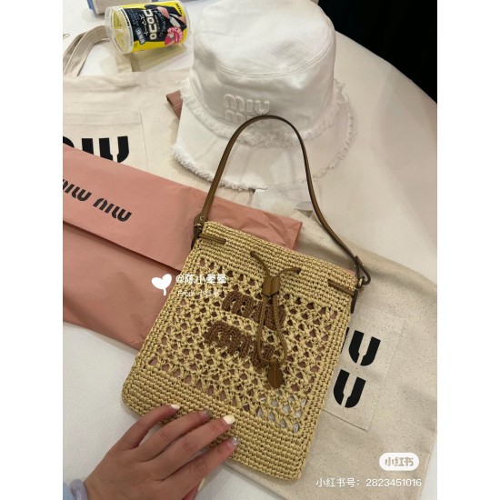 knitted bag