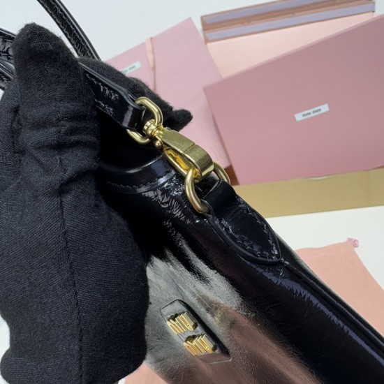 Naplak Ivy Handbag