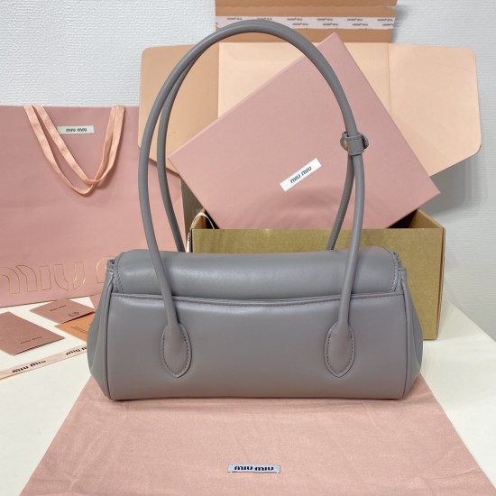 Baguette Chain Bag