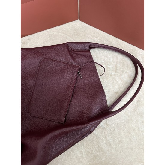 Bale Hobo Oversized Bucket Bag