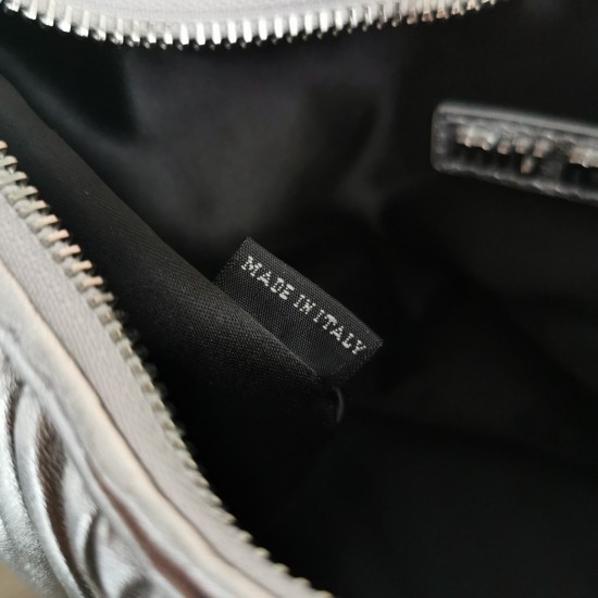 Wander Handbag