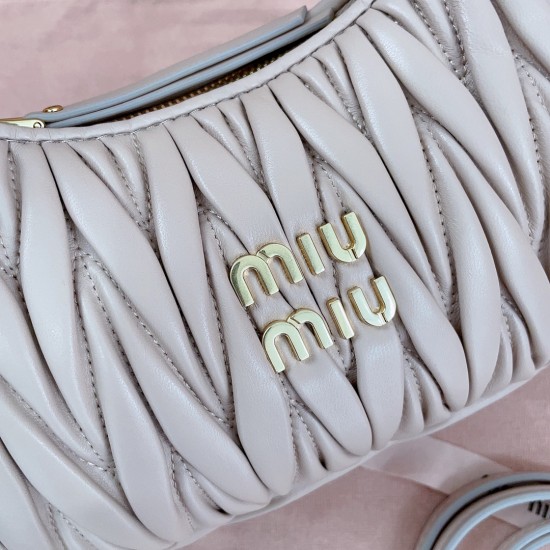 Wander Handbag