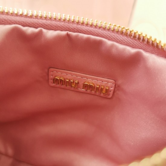 Wander Handbag