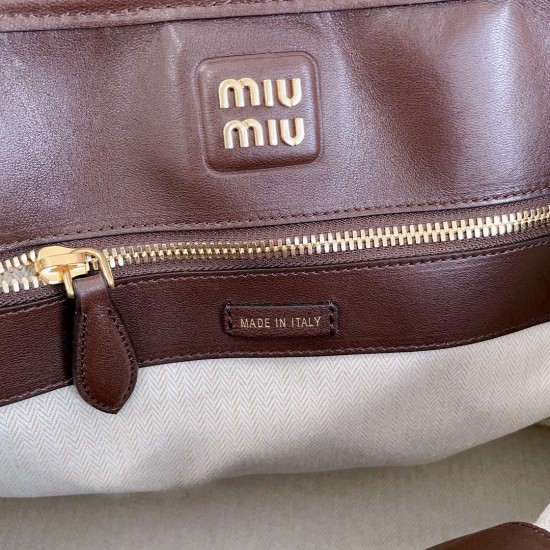 tote