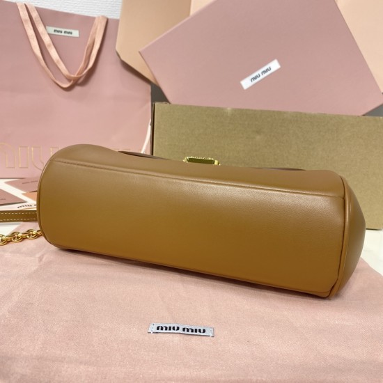 Baguette Chain Bag
