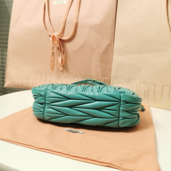 Wander Handbag