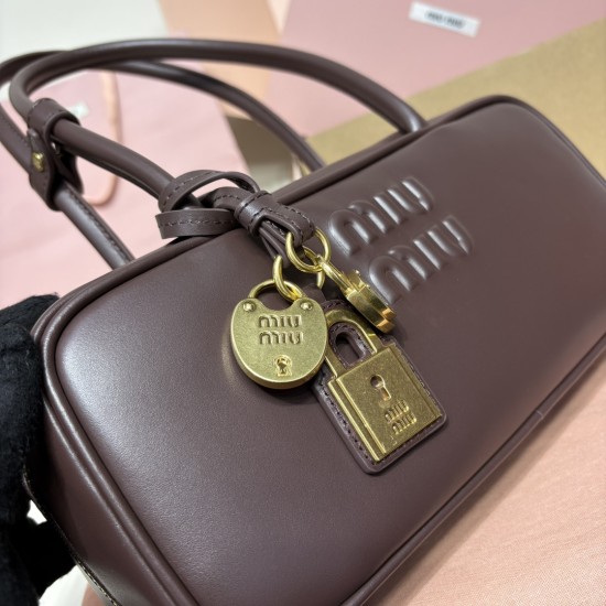 Beau Handbags
