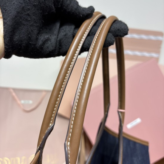 tote