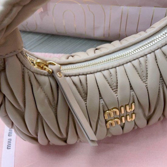 Wander Handbag