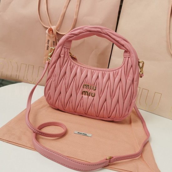 Wander Handbag