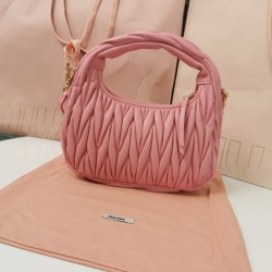 Wander Handbag