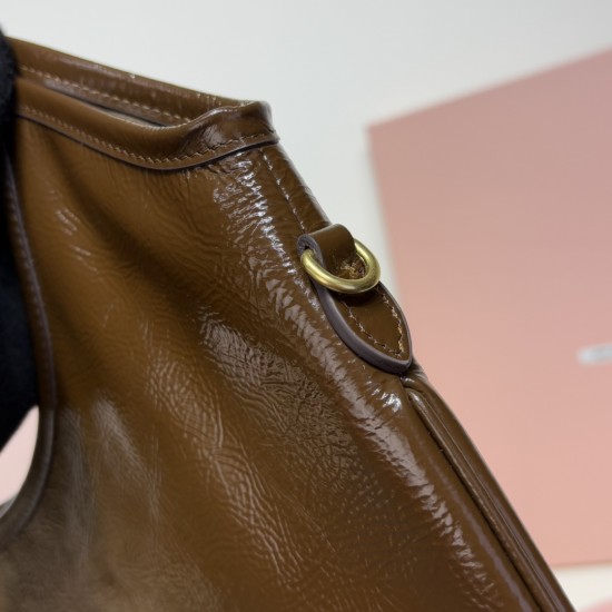 tote