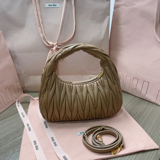 Wander Handbag